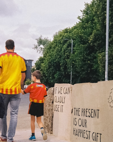 Glasgow's Summer - Photo Book by Alasdair Watson Glasgow's Summer - Photo Book by Alasdair Watson